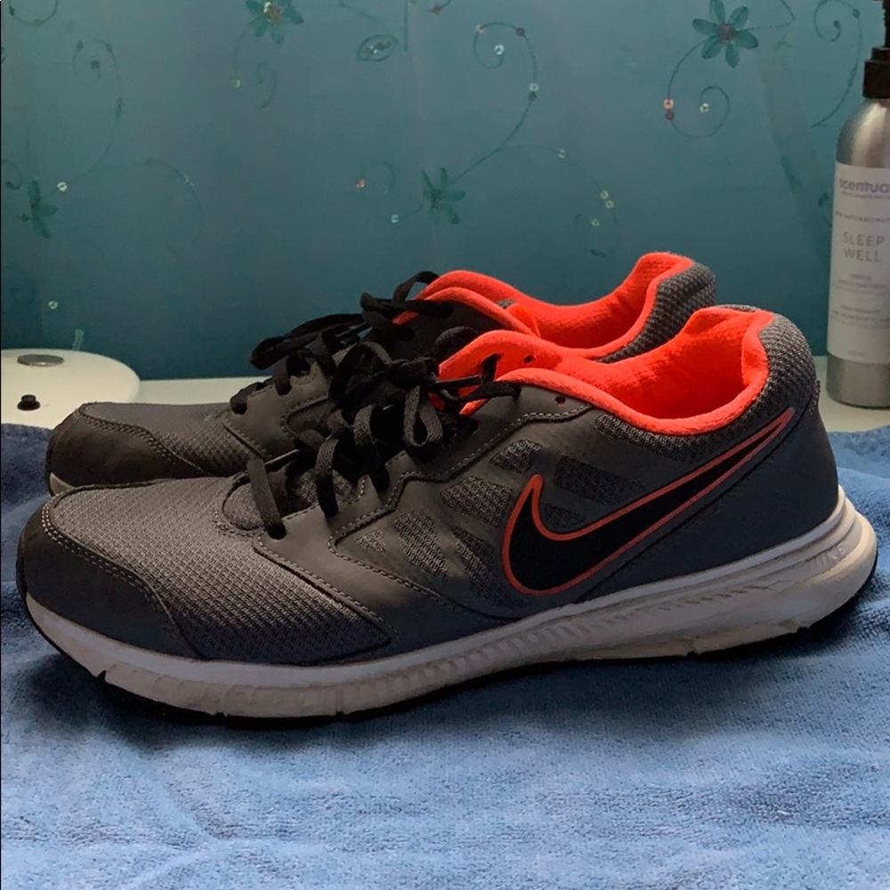 Nike Sneakers!
